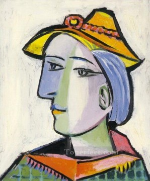 帽子をかぶったマリー・テレーズ・ウォルター 1936年キュビズム パブロ・ピカソ Oil Paintings